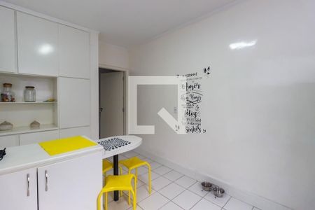 Casa à venda com 154m², 3 quartos e 2 vagasCozinha