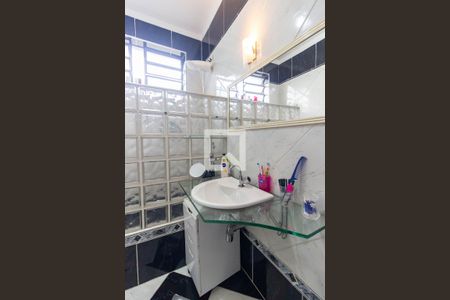 Casa à venda com 154m², 3 quartos e 2 vagasBanheiro da Suíte