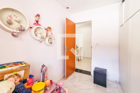 Quarto 2 de casa para alugar com 2 quartos, 90m² em São Tomaz, Belo Horizonte