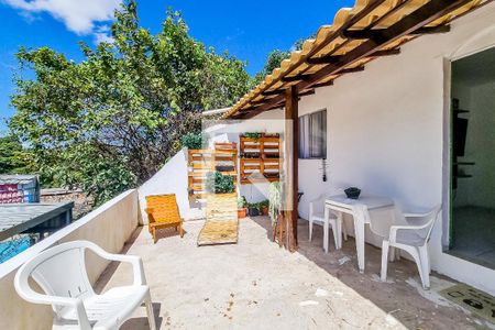 Varanda de casa para alugar com 2 quartos, 90m² em São Tomaz, Belo Horizonte