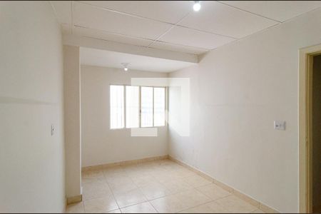 Apartamento à venda com 100m², 3 quartos e sem vaga Apartamento à venda com 100m², 3 quartos e sem vagaLavanderia