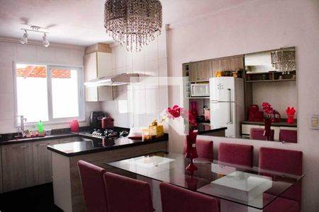 Casa à venda com 120m², 3 quartos e 7 vagasCozinha