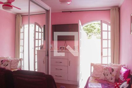 Casa à venda com 120m², 3 quartos e 7 vagasQuarto 3