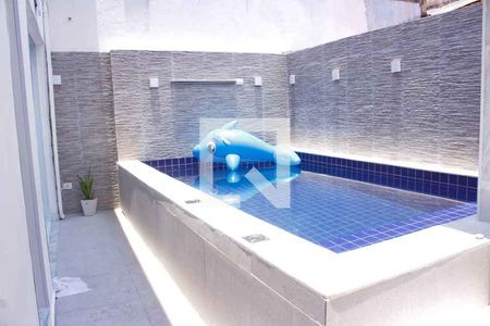 Casa à venda com 120m², 3 quartos e 7 vagaspiscina