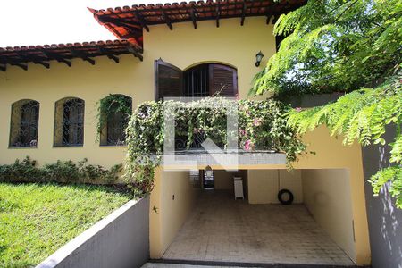 Casa à venda com 300m², 5 quartos e 3 vagasFachada do imóvel