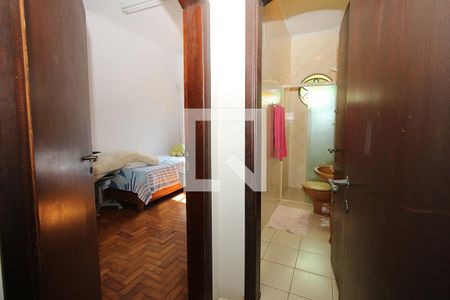 Casa à venda com 300m², 5 quartos e 3 vagasQuarto de Serviço