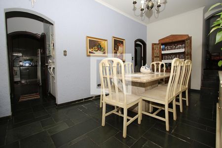 Casa à venda com 300m², 5 quartos e 3 vagasSala de Jantar