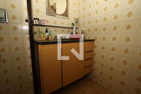 Casa à venda com 300m², 5 quartos e 3 vagasBanheiro da Suíte 1