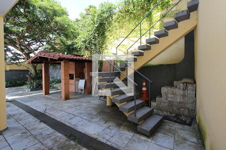 Casa à venda com 300m², 5 quartos e 3 vagasChurrasqueira