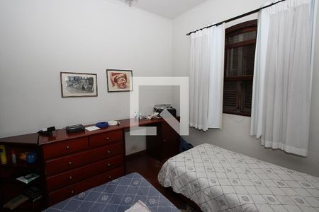 Casa à venda com 300m², 5 quartos e 3 vagasQuarto 2