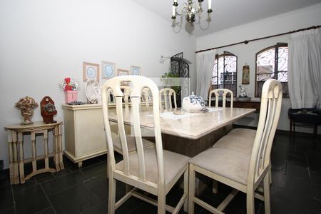 Casa à venda com 300m², 5 quartos e 3 vagasSala de Jantar