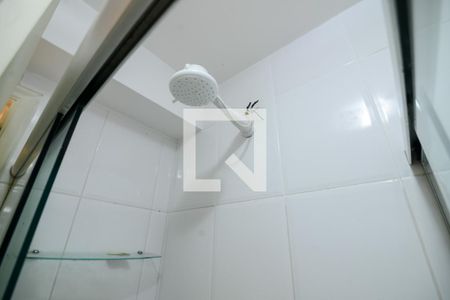 Apartamento para alugar com 65m², 2 quartos e sem vagaBanheiro