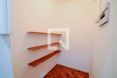 Apartamento para alugar com 65m², 2 quartos e sem vagaQuarto de Serviço