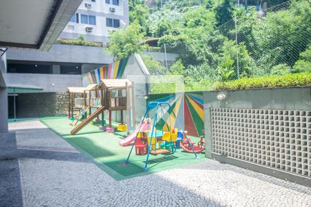 Apartamento à venda com 70m², 2 quartos e 1 vaga Apartamento à venda com 70m², 2 quartos e 1 vagaÁrea comum