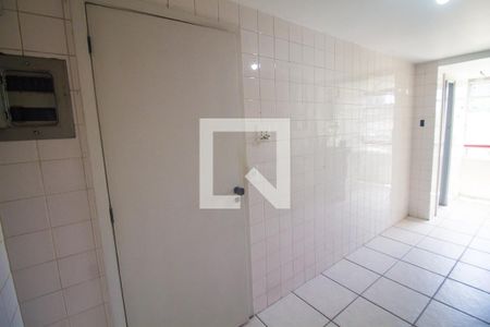 Apartamento à venda com 70m², 2 quartos e 1 vaga Apartamento à venda com 70m², 2 quartos e 1 vagaDetalhe da cozinha