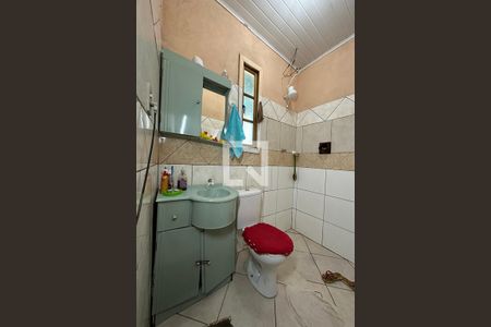 Banheiro  de casa à venda com 3 quartos, 120m² em Santo Afonso, Novo Hamburgo