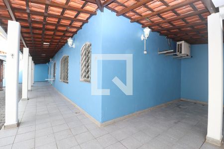 Casa à venda com 250m², 2 quartos e 4 vagasCorredor