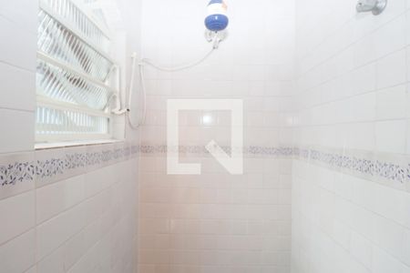 Casa à venda com 250m², 2 quartos e 4 vagasBanheiro de serviço