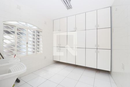 Casa à venda com 250m², 2 quartos e 4 vagasÁrea de Serviço