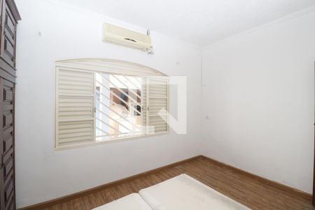 Casa à venda com 250m², 2 quartos e 4 vagasQuarto 2