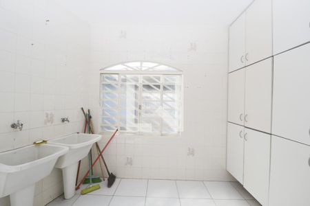 Casa à venda com 250m², 2 quartos e 4 vagasÁrea de Serviço