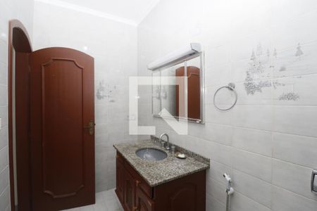 Casa à venda com 250m², 2 quartos e 4 vagasBanheiro