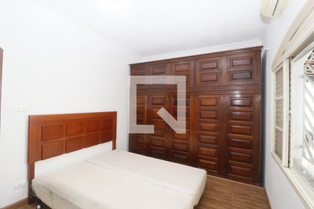 Casa à venda com 250m², 2 quartos e 4 vagasQuarto 2
