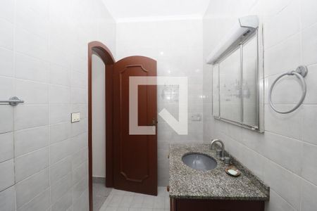 Casa à venda com 250m², 2 quartos e 4 vagasBanheiro