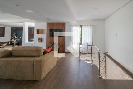 Sala de estar de casa à venda com 4 quartos, 400m² em Guarujá, Porto Alegre