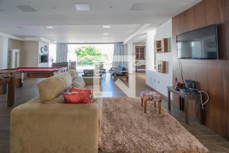 Sala de estar de casa à venda com 4 quartos, 400m² em Guarujá, Porto Alegre