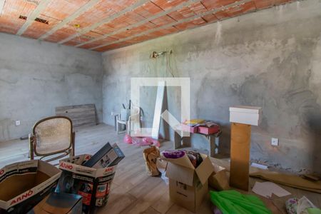 Cozinha de serviço de casa à venda com 4 quartos, 400m² em Guarujá, Porto Alegre