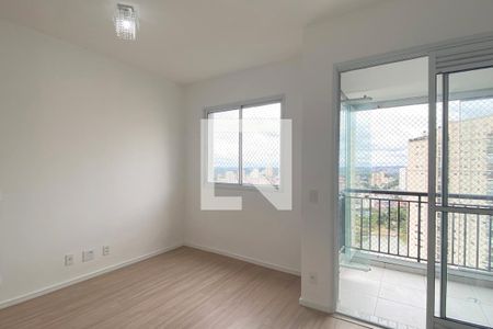 Sala de apartamento para alugar com 1 quarto, 41m² em Jardim Tupanci, Barueri