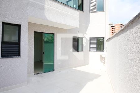 Apartamento para alugar com 48m², 2 quartos e 1 vagaÁrea de Serviço e Quintal