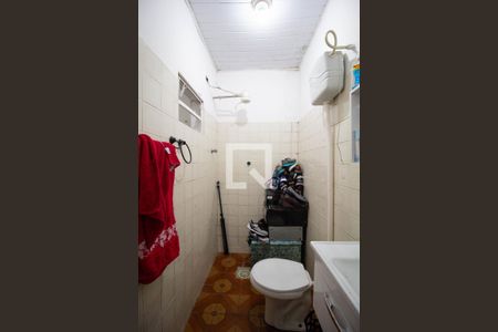 Casa à venda com 130m², 2 quartos e 2 vagas Casa à venda com 130m², 2 quartos e 2 vagasBanheiro da Suíte