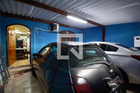 Casa à venda com 130m², 2 quartos e 2 vagas Casa à venda com 130m², 2 quartos e 2 vagasGaragem
