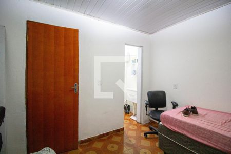 Casa à venda com 130m², 2 quartos e 2 vagas Casa à venda com 130m², 2 quartos e 2 vagasSuíte