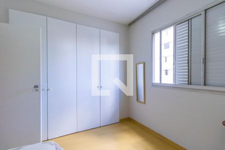 Apartamento à venda com 86m², 3 quartos e 1 vagaQuarto 2