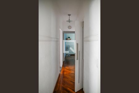 Corredor de apartamento à venda com 3 quartos, 79m² em Cambuci, São Paulo