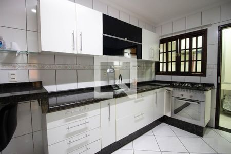 Casa para alugar com 72m², 2 quartos e 2 vagas Casa para alugar com 72m², 2 quartos e 2 vagasCozinha