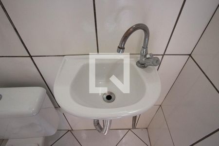 Casa para alugar com 72m², 2 quartos e 2 vagas Casa para alugar com 72m², 2 quartos e 2 vagasPia