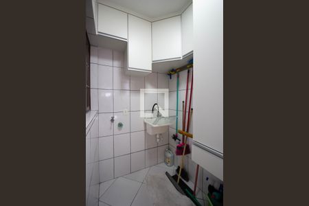 Casa para alugar com 72m², 2 quartos e 2 vagas Casa para alugar com 72m², 2 quartos e 2 vagasÁrea de Serviço