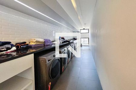 Studio à venda com 45m², 1 quarto e 1 vagaLavanderia