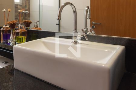 Apartamento para alugar com 47m², 2 quartos e 1 vaga Apartamento para alugar com 47m², 2 quartos e 1 vagaBanheiro