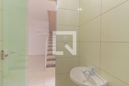 Casa de condomínio para alugar com 110m², 2 quartos e 1 vaga Casa de condomínio para alugar com 110m², 2 quartos e 1 vagaDetalhe do Lavabo