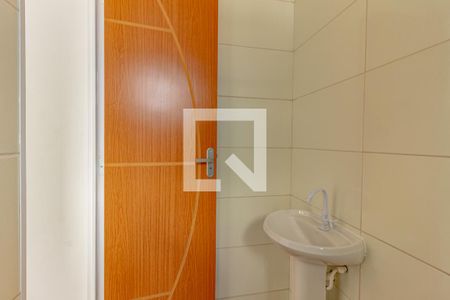 Casa de condomínio para alugar com 110m², 2 quartos e 1 vaga Casa de condomínio para alugar com 110m², 2 quartos e 1 vagaDetalhe do Banheiro da Suíte 1