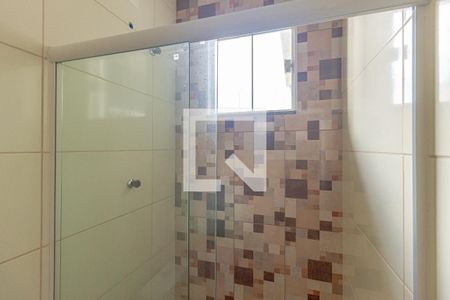 Casa de condomínio para alugar com 110m², 2 quartos e 1 vaga Casa de condomínio para alugar com 110m², 2 quartos e 1 vagaDetalhe do Banheiro da Suíte 1