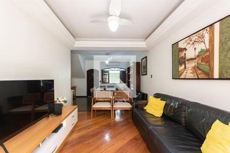 Sala (primeiro andar) de casa à venda com 3 quartos, 190m² em Vila Isabel, Rio de Janeiro