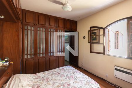 Casa à venda com 190m², 3 quartos e 1 vagaSuíte (segundo andar)