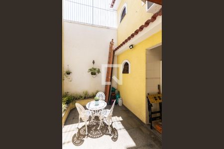 Jardim de inverno (primeiro andar) de casa à venda com 3 quartos, 190m² em Vila Isabel, Rio de Janeiro