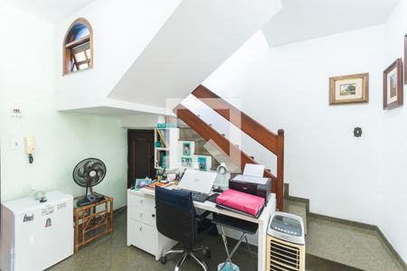 Casa à venda com 190m², 3 quartos e 1 vagaHall (segundo andar)